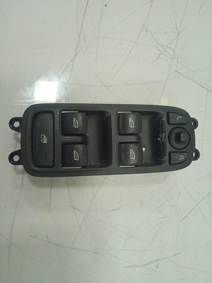 Mando elevalunas delantero izquierdo volvo v60 familiar kinetic
