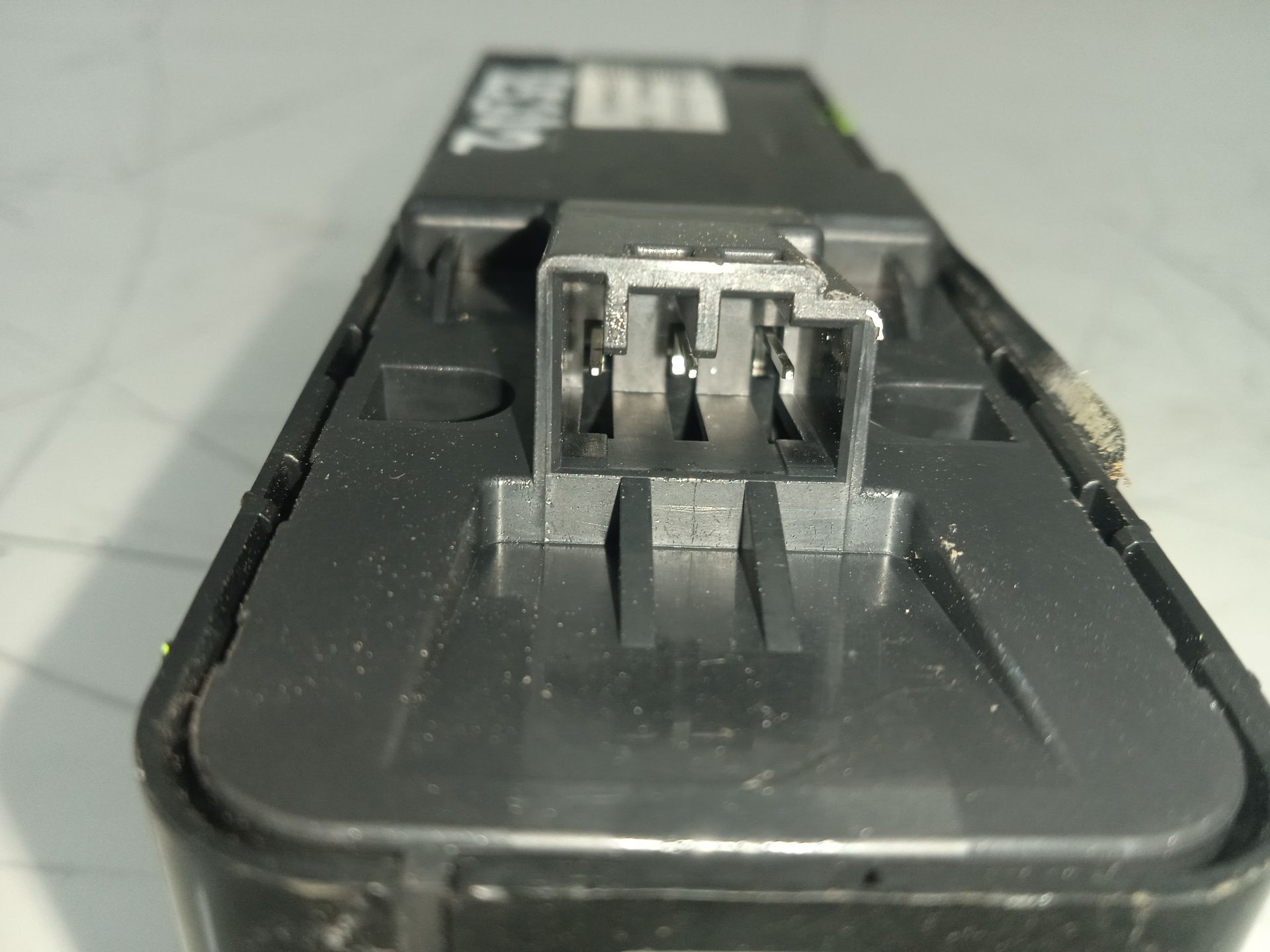 Mando elevalunas delantero izquierdo volvo v60 familiar kinetic