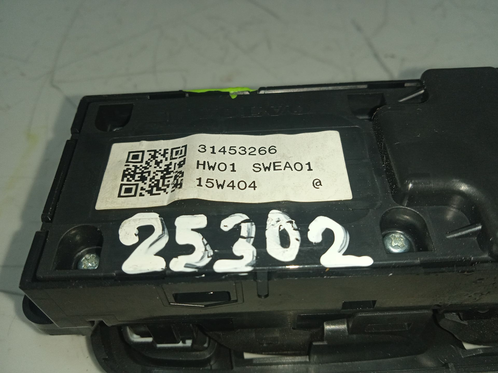 Mando elevalunas delantero izquierdo volvo v60 familiar kinetic