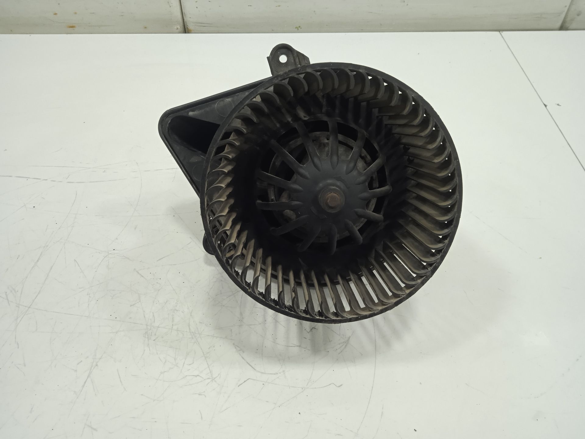 Motor calefaccion nissan primastar (x83) caja cerrada batalla corta 29