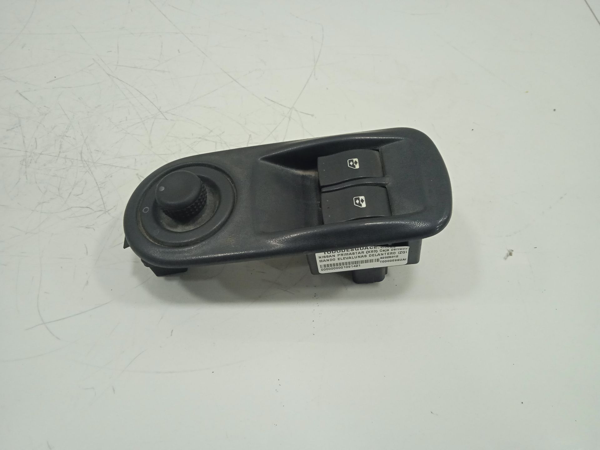Mando elevalunas delantero izquierdo nissan primastar (x83) caja cerrada batalla corta 29