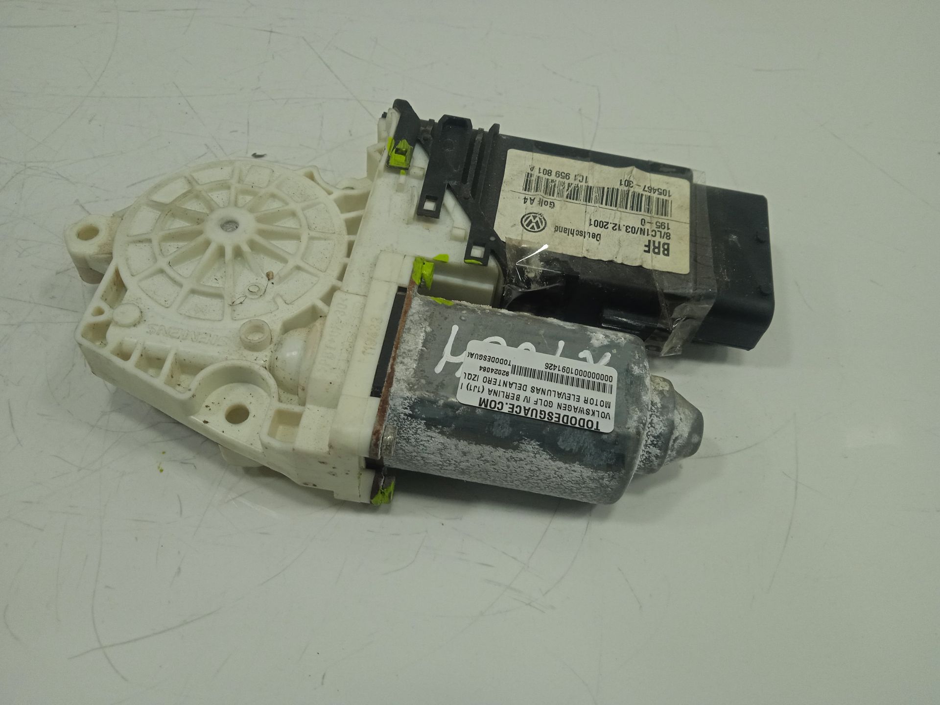 Motor elevalunas delantero izquierdo básico