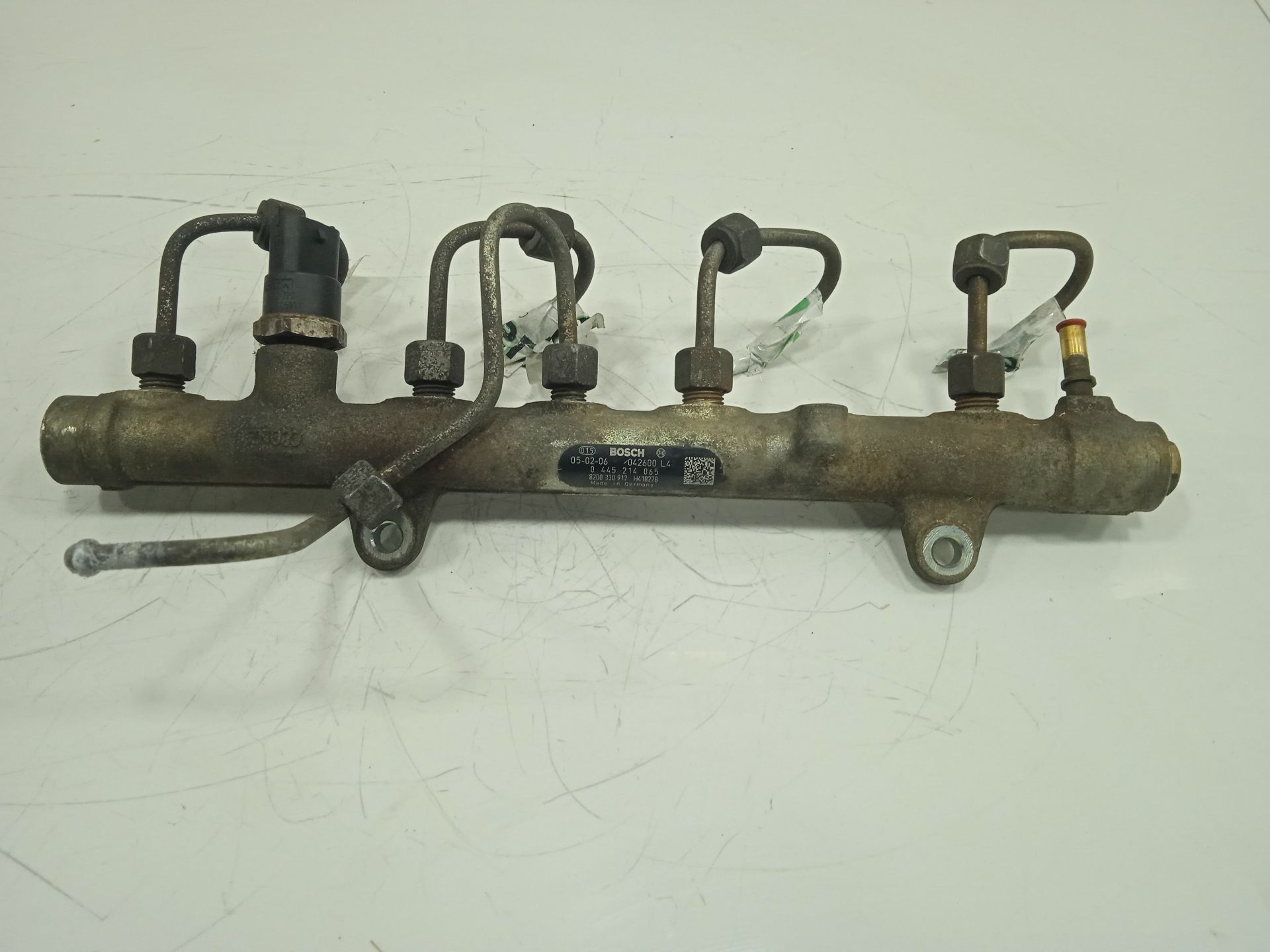 Rampa inyectora nissan primastar (x83) caja cerrada batalla corta 29