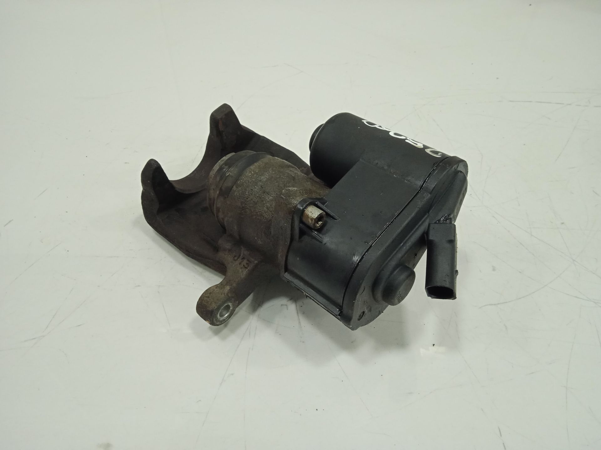 Pinza de freno trasera izquierda volkswagen tiguan (5n2) country 4motion bluemotion