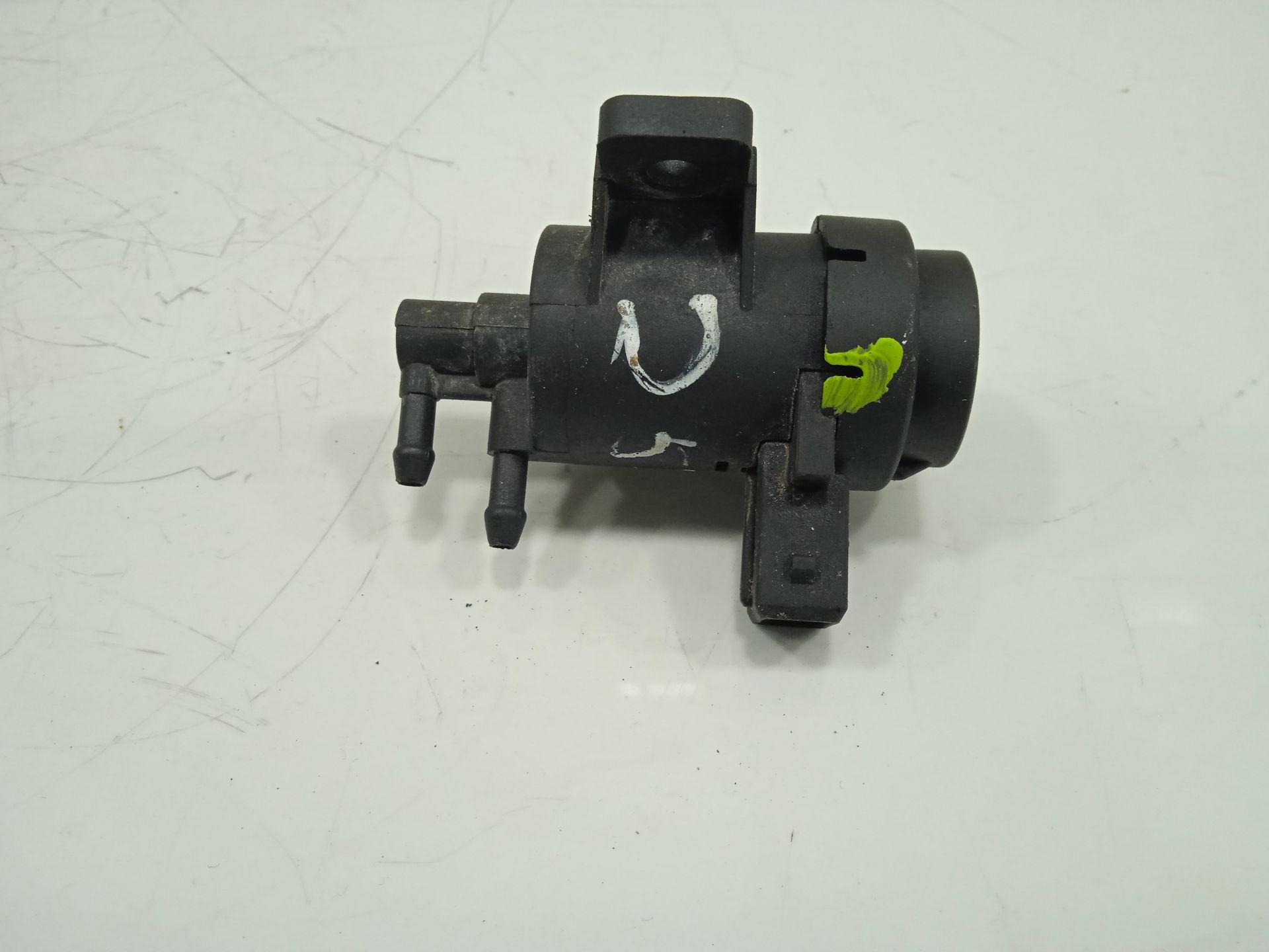 Valvula aire adicional nissan primastar (x83) caja cerrada batalla corta 29