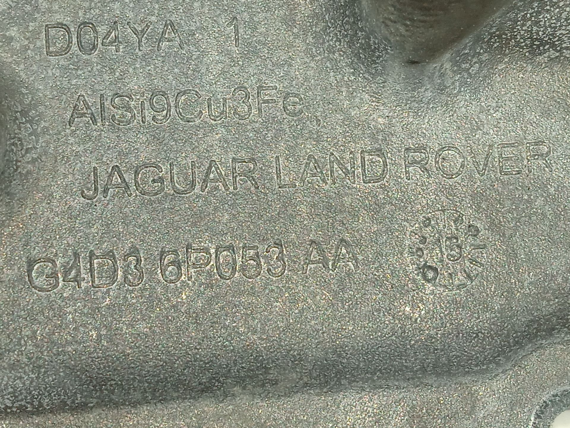 Tapa distribucion jaguar xe portfolio