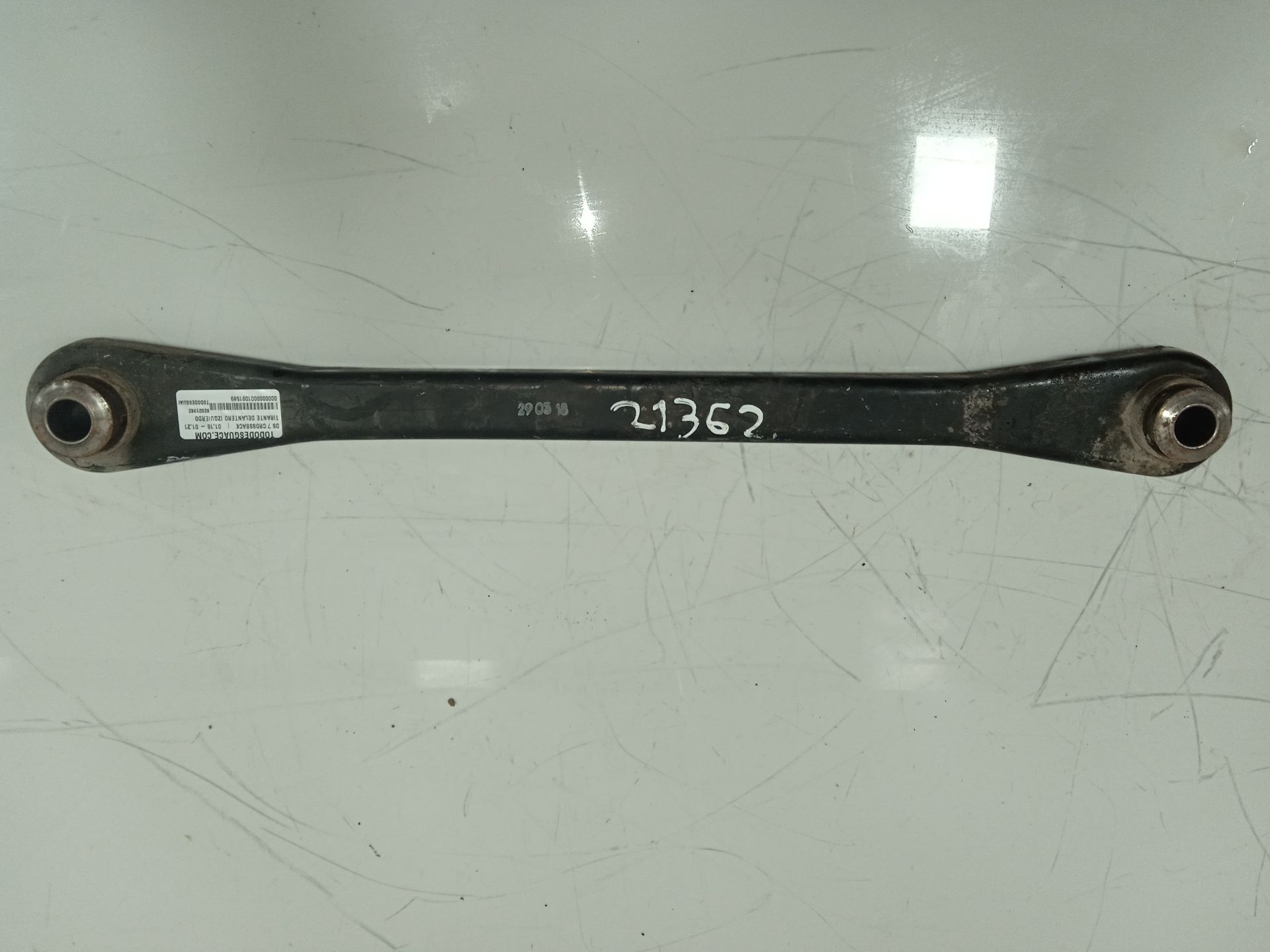 Tirante delantero izquierdo ds  no identificado