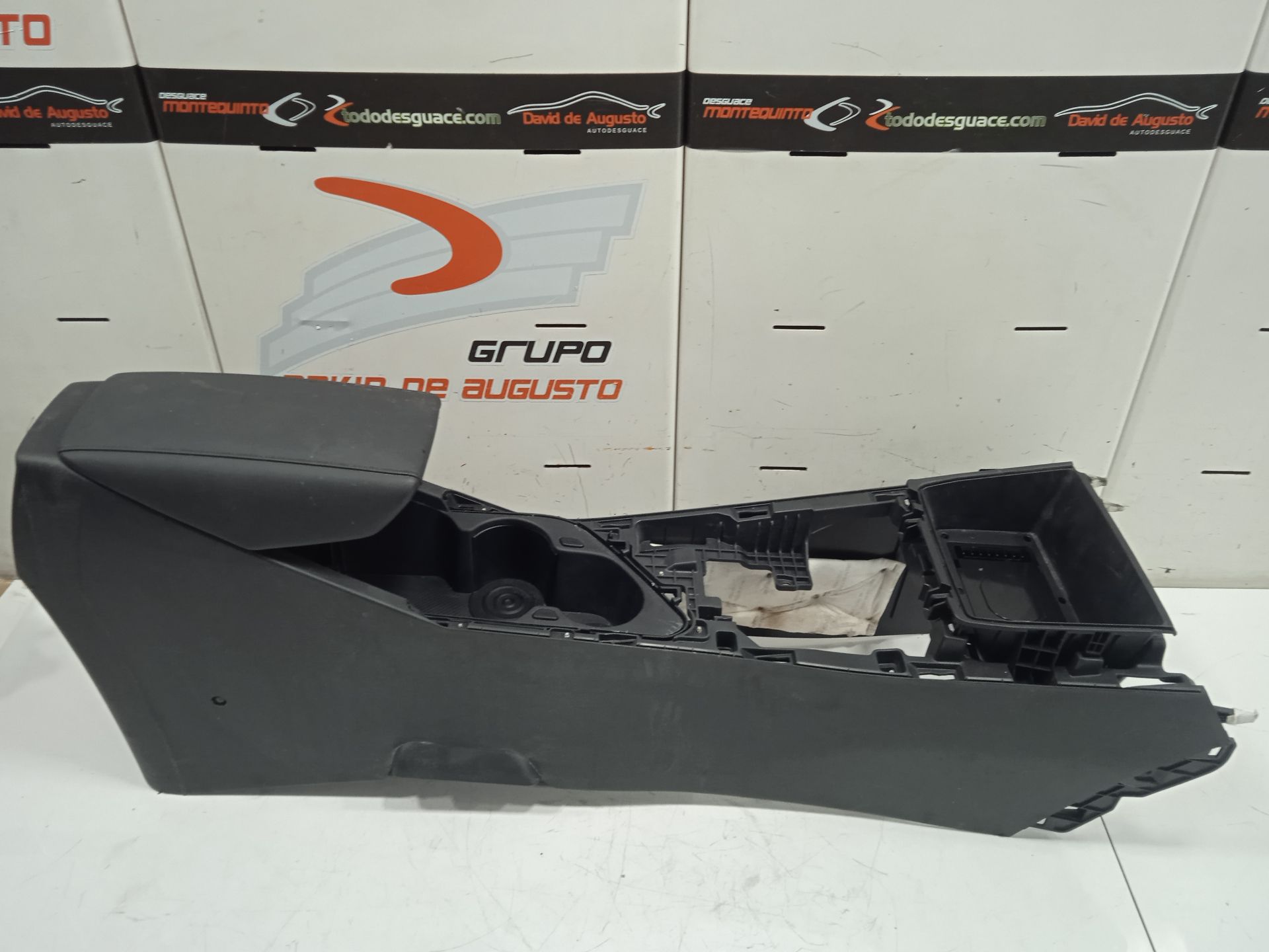 Apoyabrazos central kia niro (sg2) ewinter edition