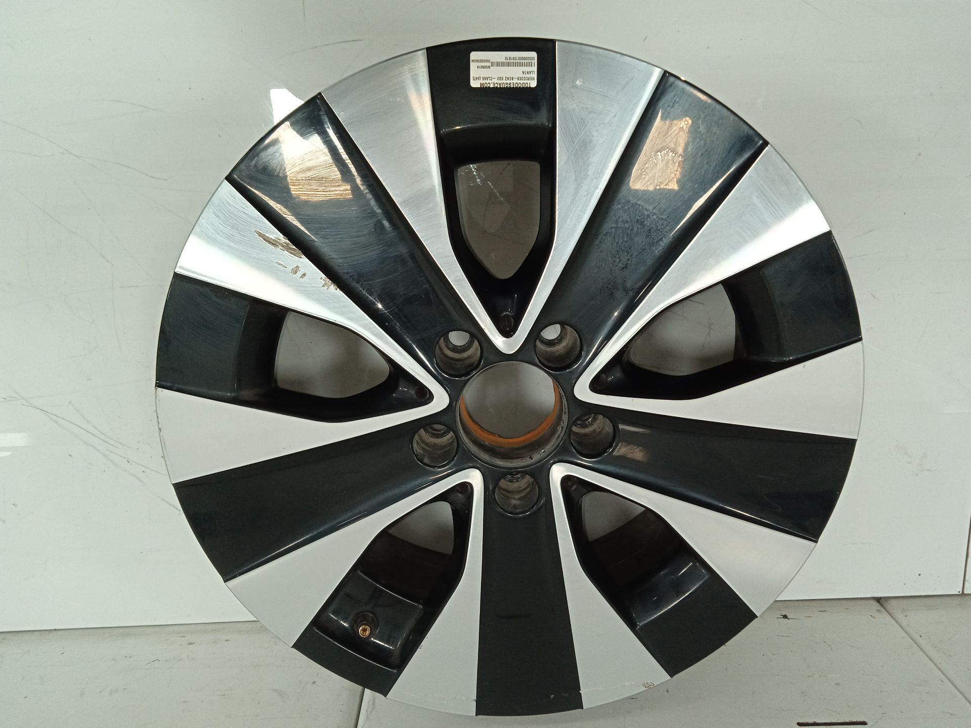 Llanta mercedes-benz eqv -clase (447) 