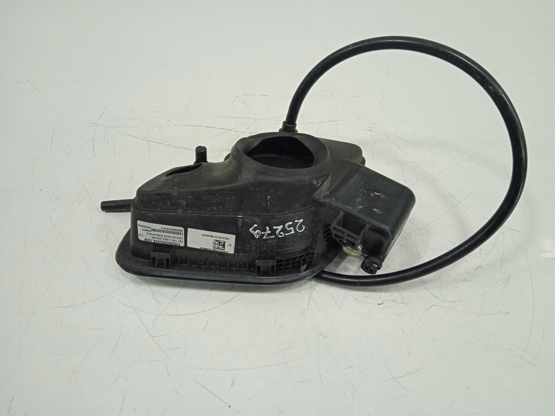 Tapa exterior combustible fiat ii tipo (357) hatchback city sport