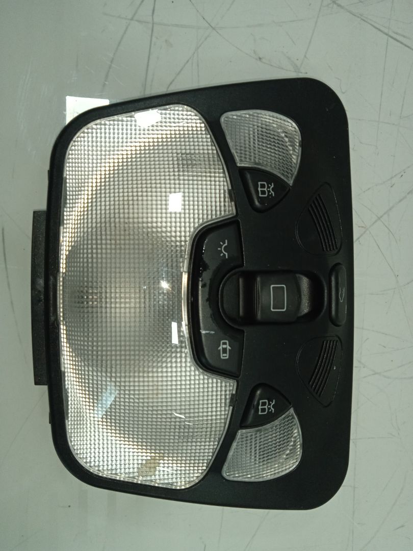 Luz interior mercedes-benz clk (bm 209) coupe 320 cdi (209.320)