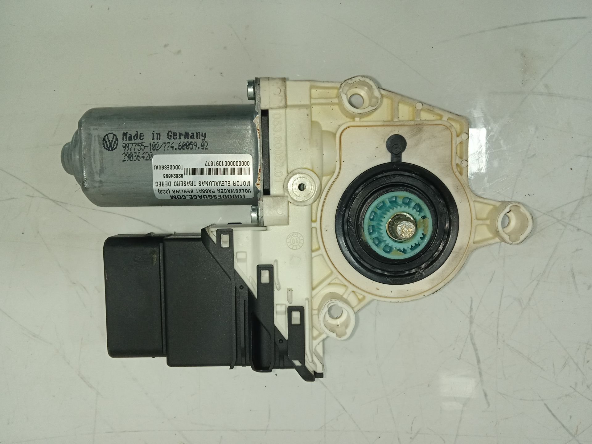 Motor elevalunas trasero derecho volkswagen passat berlina (3c2) advance