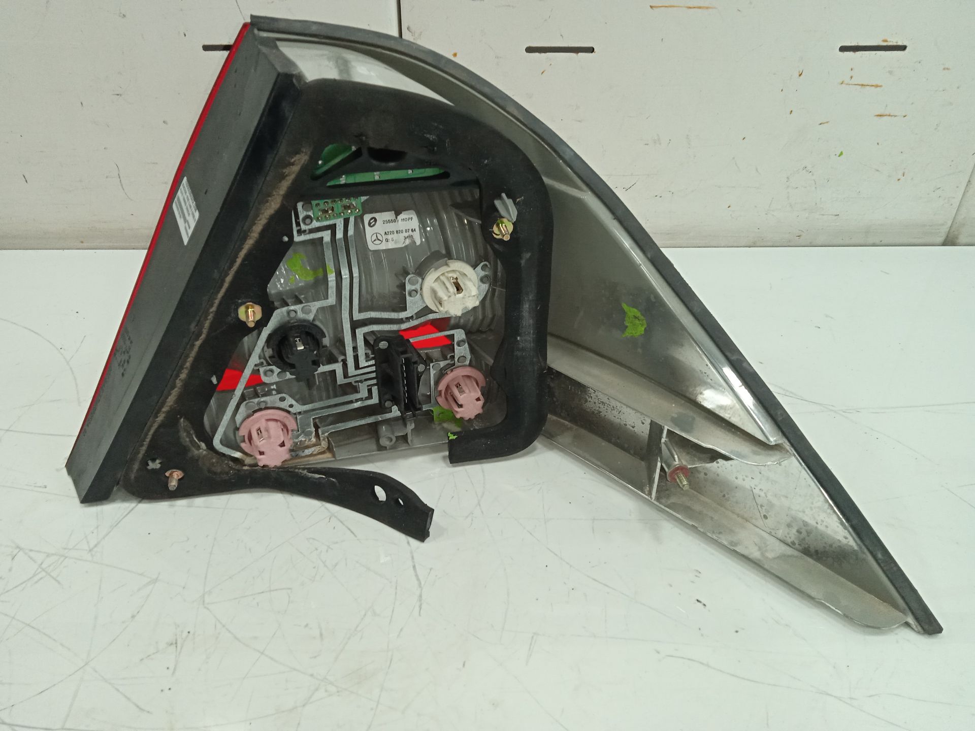 Piloto trasero derecho mercedes-benz clase s (bm 220) berlina 320 (220.065)