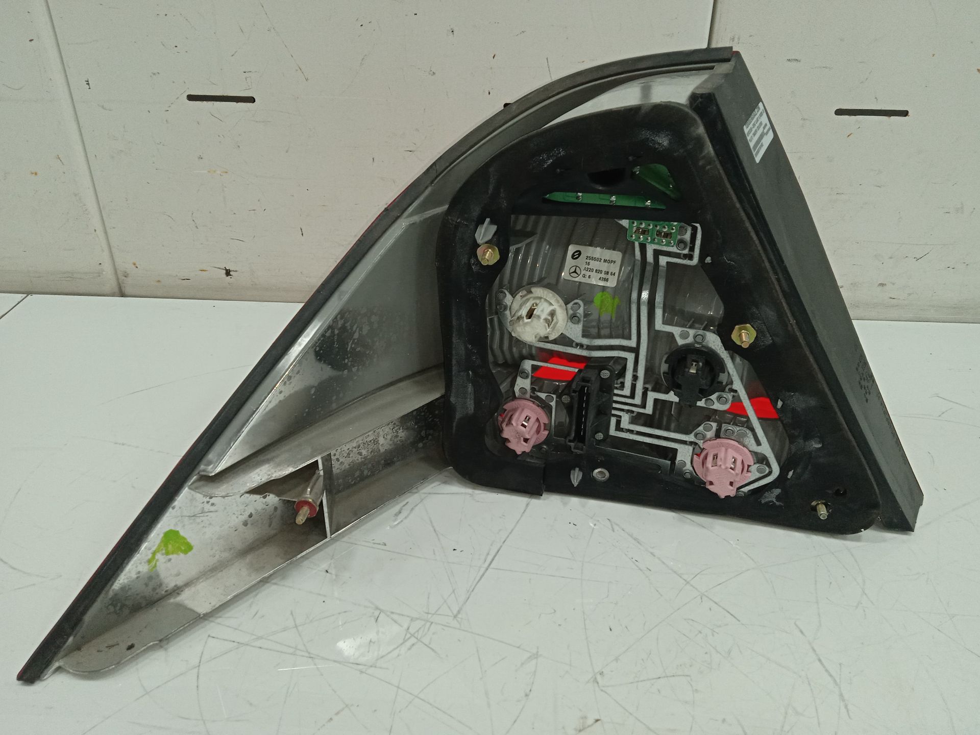 Piloto trasero izquierdo mercedes-benz clase s (bm 220) berlina 320 (220.065)