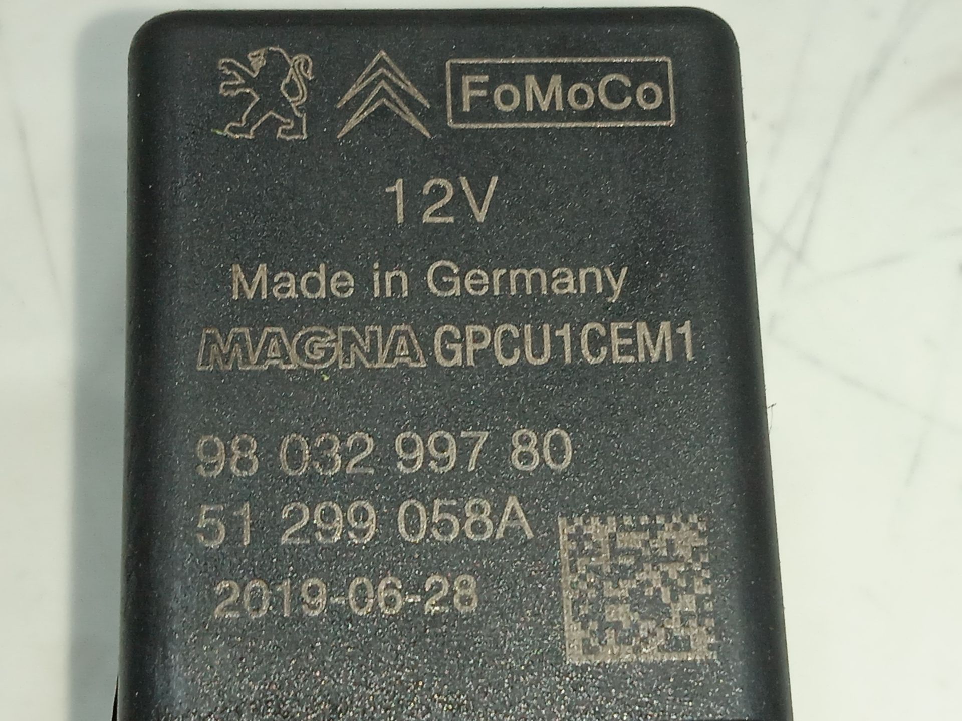 Caja precalentamiento peugeot 508 sw allure pack