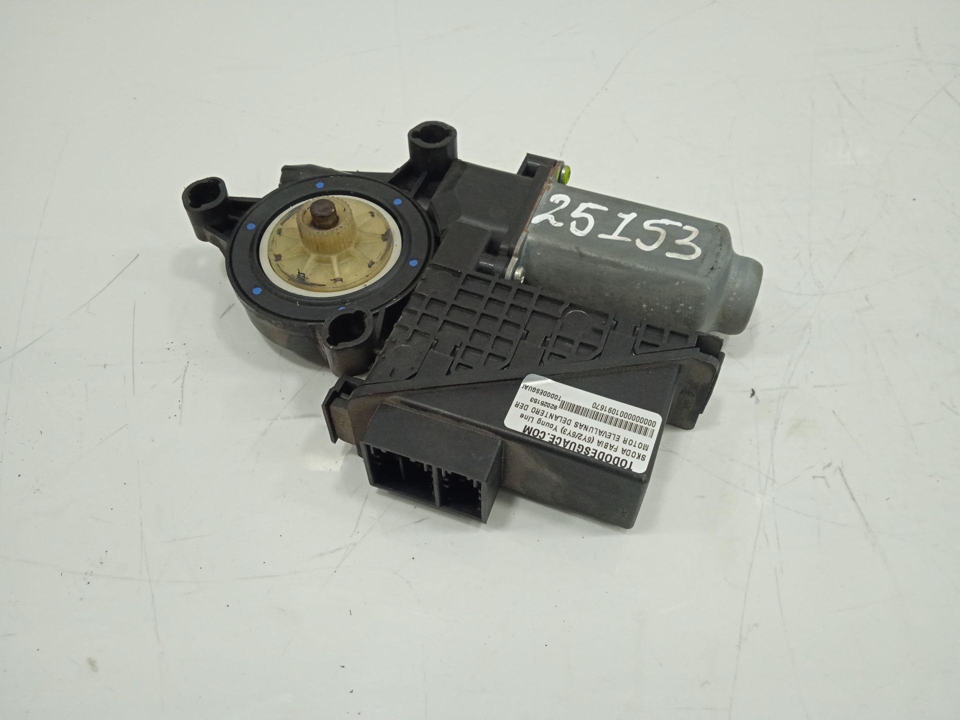 Motor elevalunas delantero derecho skoda fabia (6y26y3) young line
