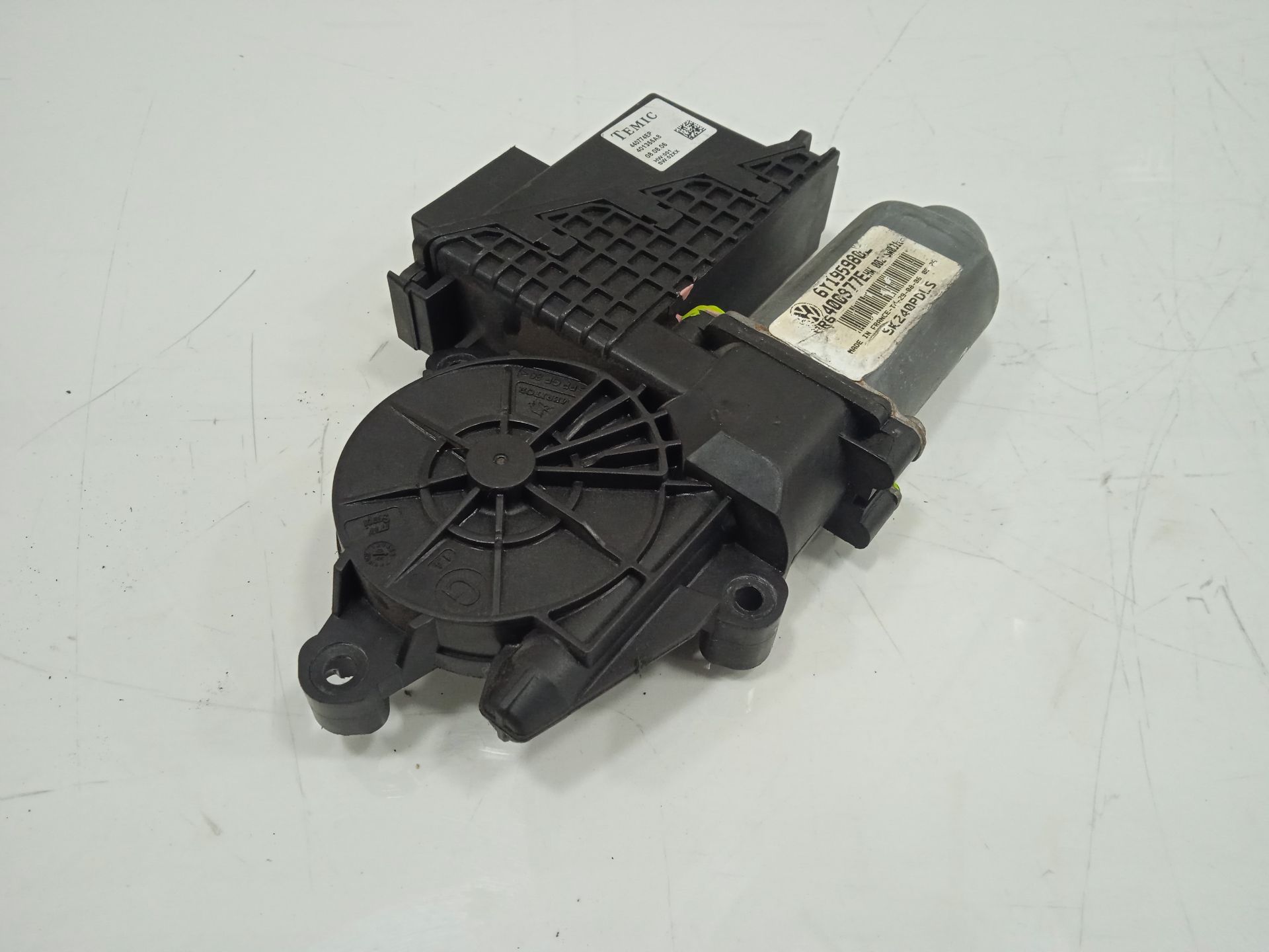 Motor elevalunas delantero derecho skoda fabia (6y26y3) young line