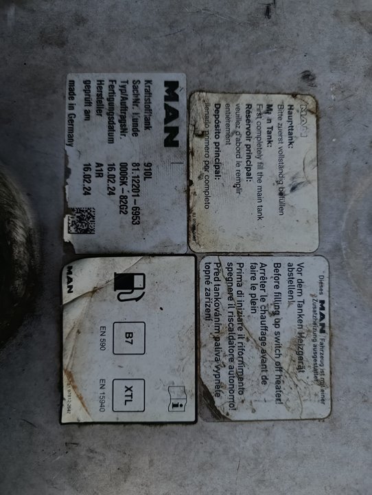 Deposito combustible man tgx 33.xxx (2007) fg    6x4   bl xl