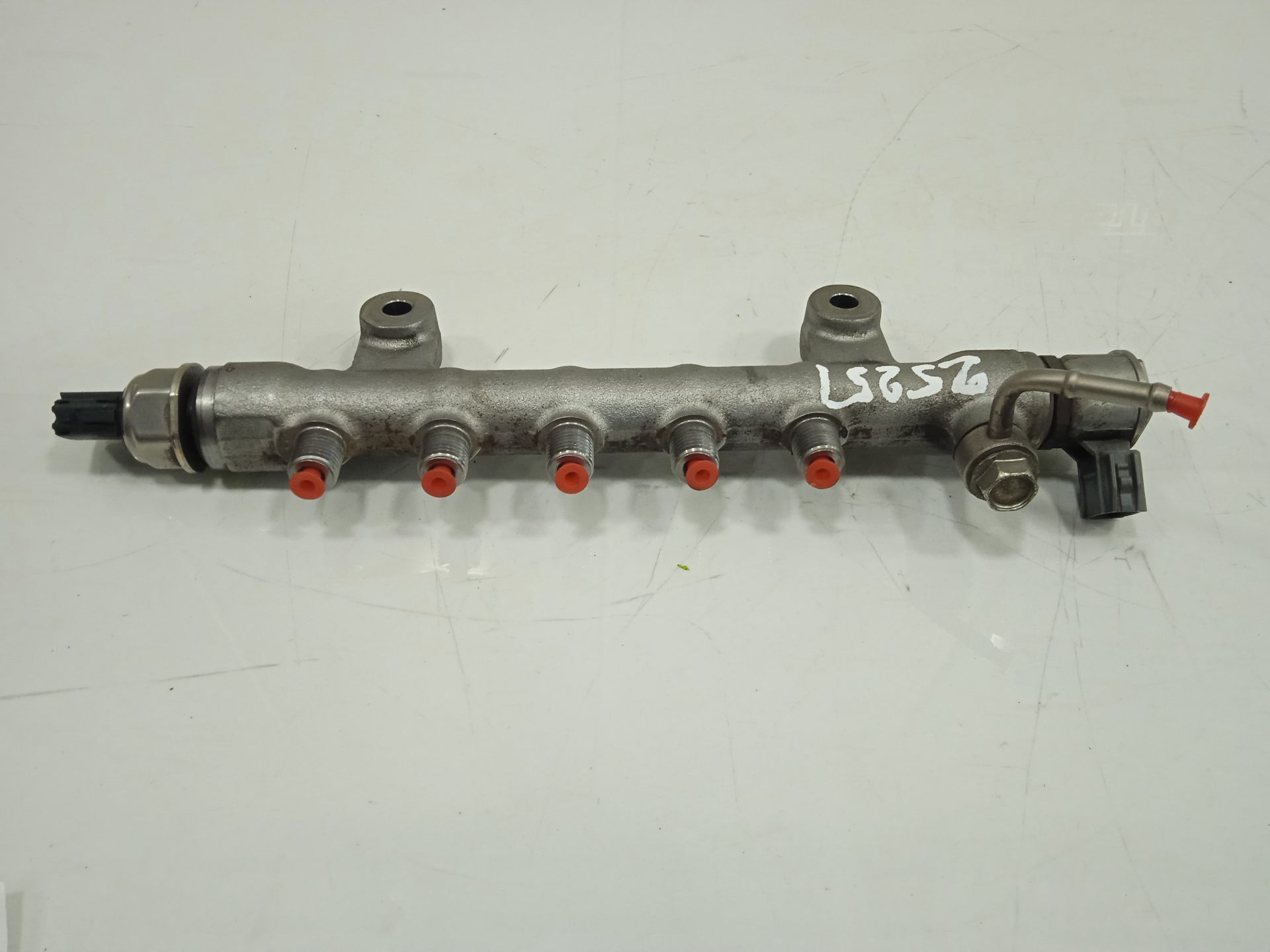 Rampa inyectora mazda cx-3 (dk) centerline