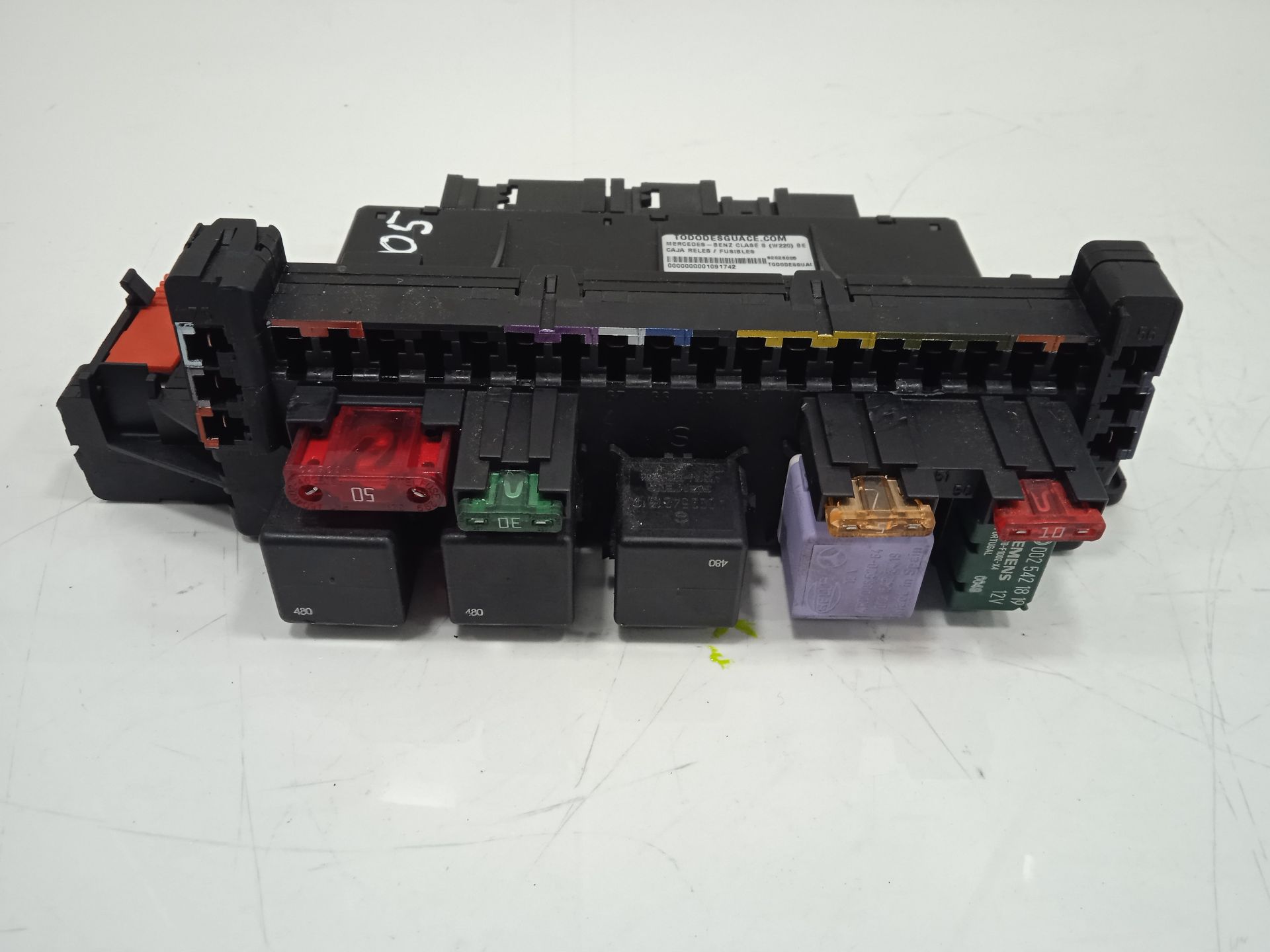 Caja reles / fusibles mercedes-benz clase s (bm 220) berlina 320 (220.065)