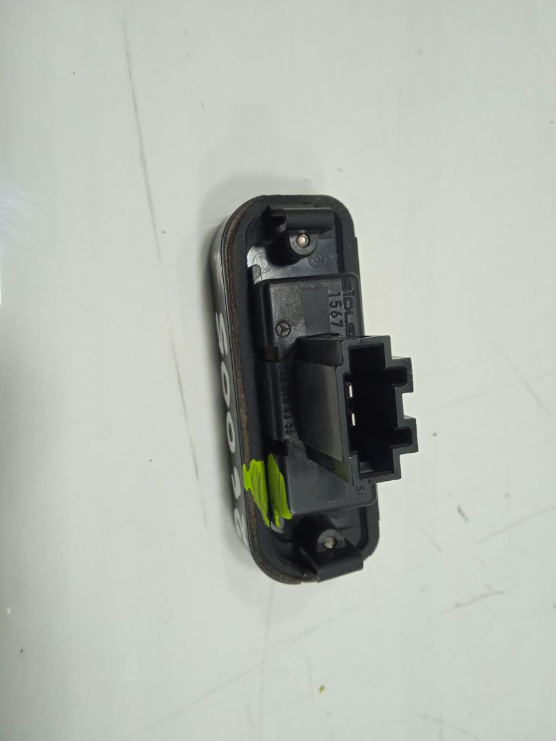 Piloto matricula mercedes-benz clase s (bm 220) berlina 320 (220.065)