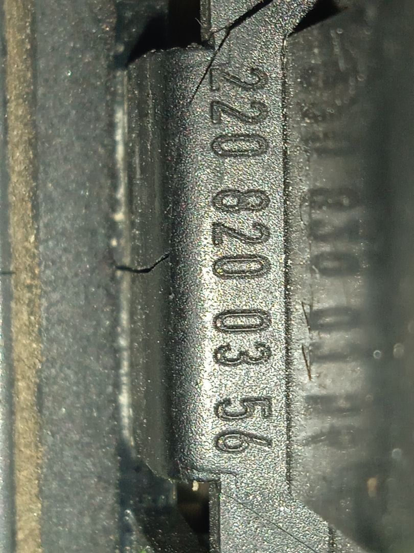 Piloto matricula mercedes-benz clase s (bm 220) berlina 320 (220.065)