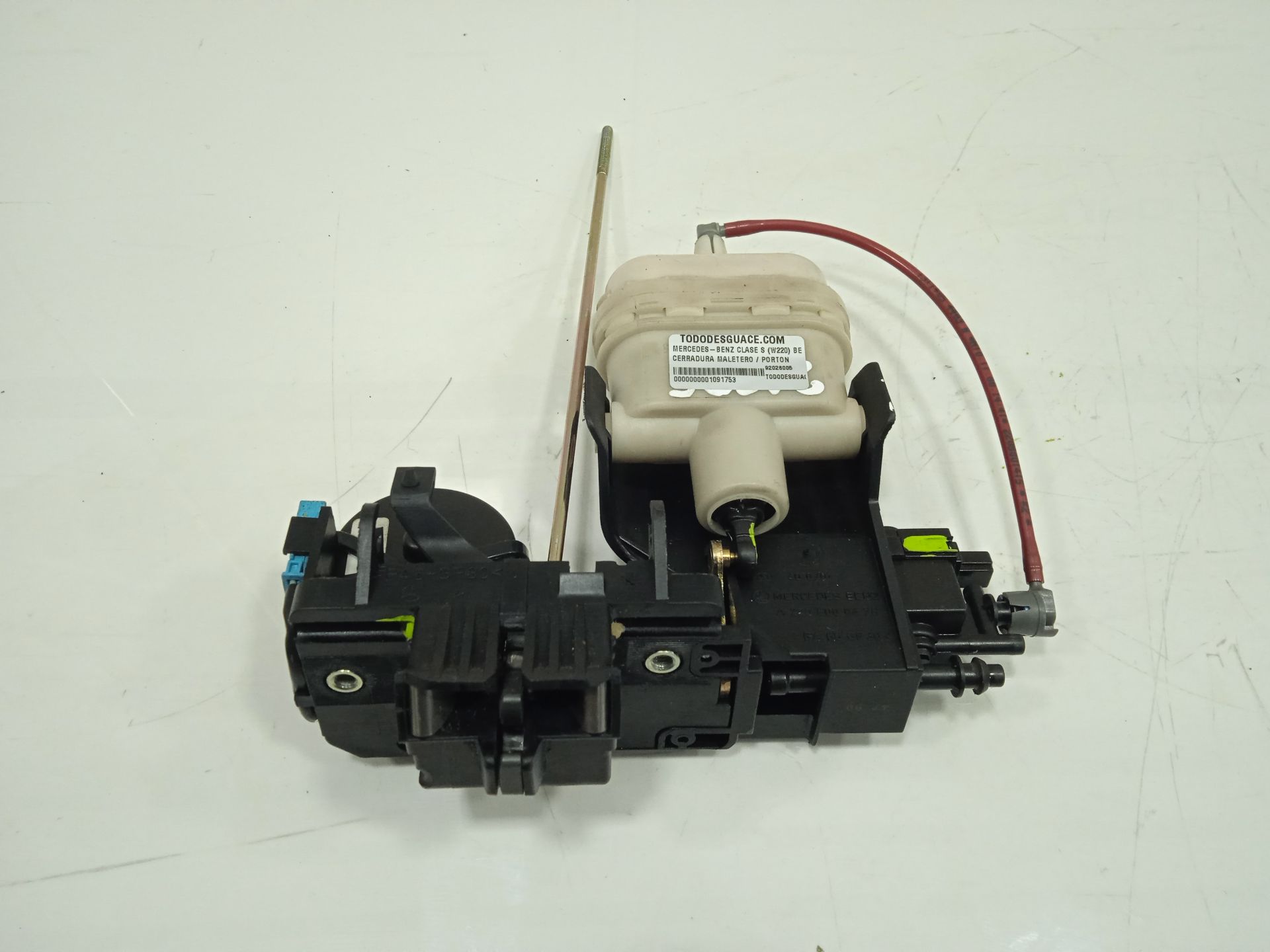 Cerradura maletero / porton mercedes-benz clase s (bm 220) berlina 320 (220.065)