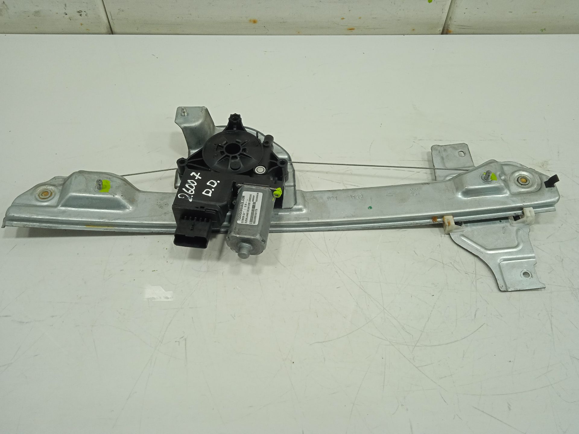 Elevalunas delantero derecho citroen c3 