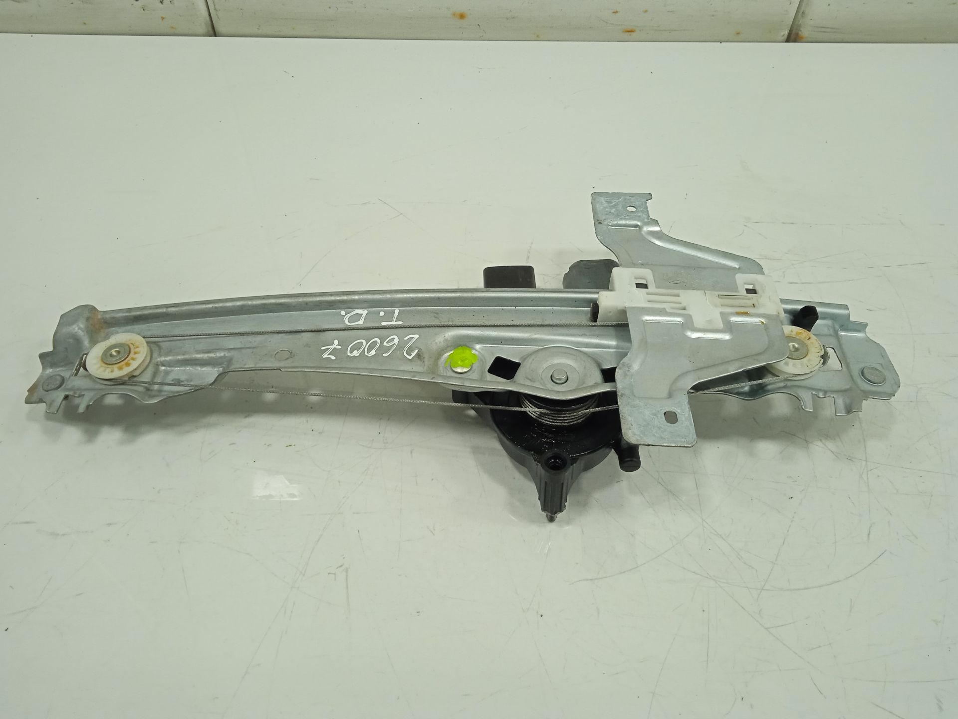 Elevalunas trasero derecho citroen c3 