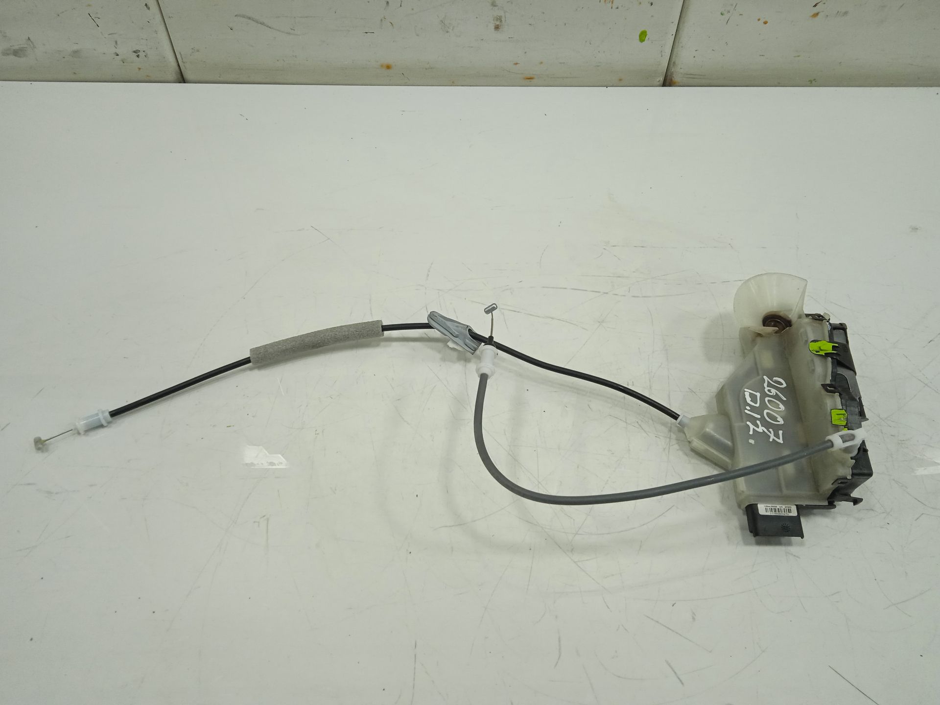 Cerradura puerta delantera izquierda citroen c3 