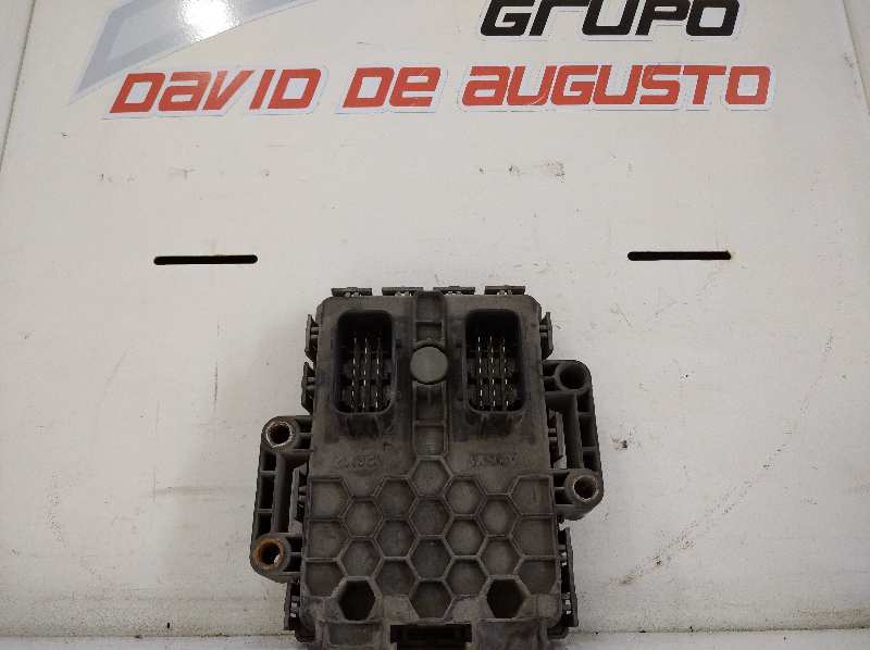 No identificado mercedes-benz actros 4 2-ejes bm 963 (2011) 