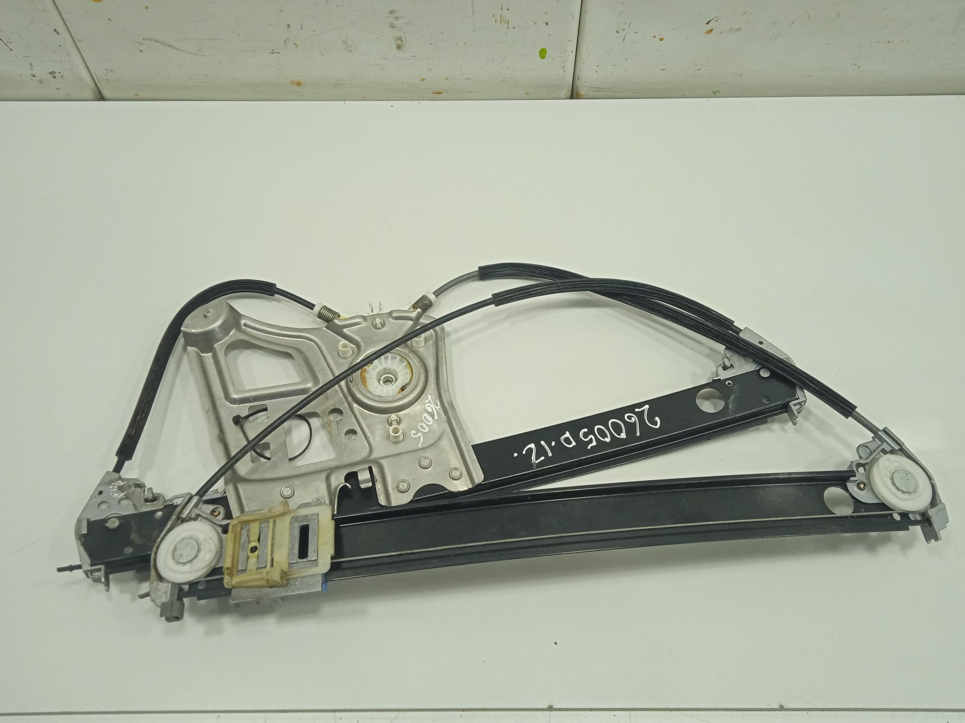 Motor elevalunas delantero izquierdo mercedes-benz clase s (bm 220) berlina 320 (220.065)