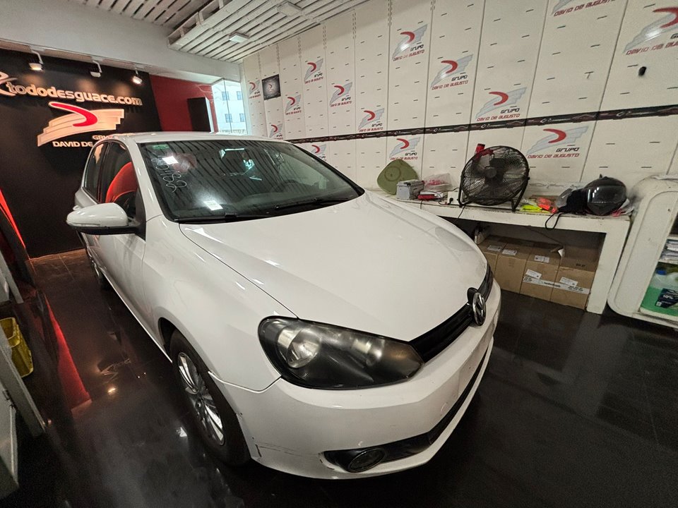 No identificado volkswagen golf vi (5k1)(10.2008) advance