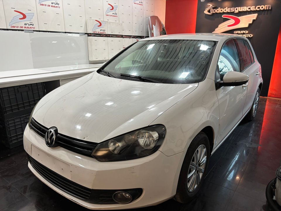 No identificado volkswagen golf vi (5k1)(10.2008) advance