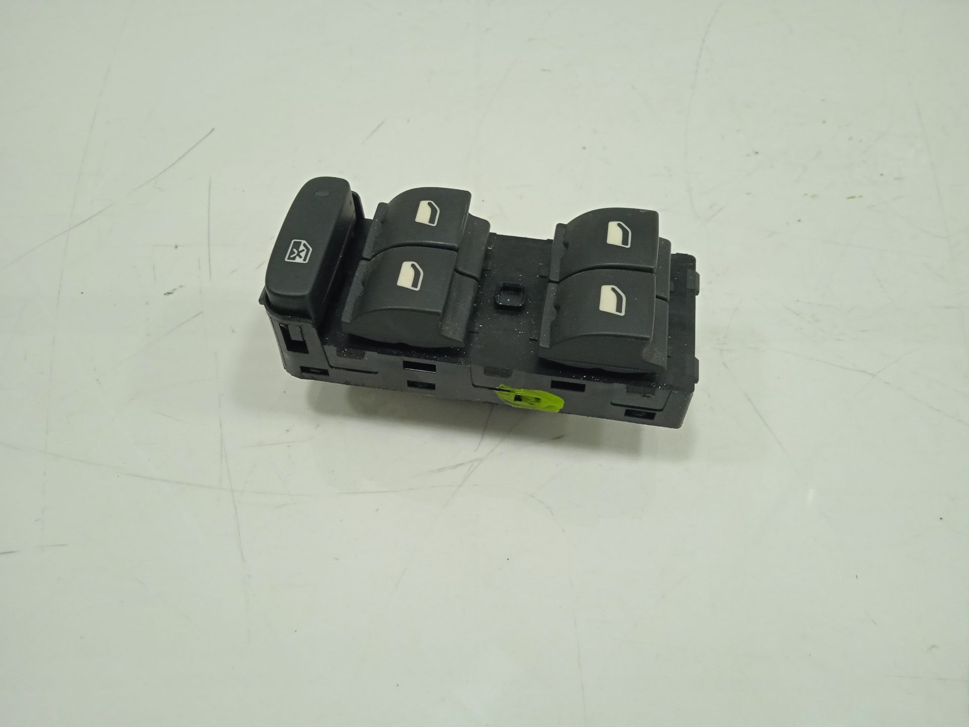 Mando elevalunas delantero izquierdo citroen c3 