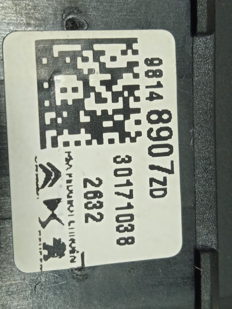 Mando elevalunas delantero izquierdo citroen c3 