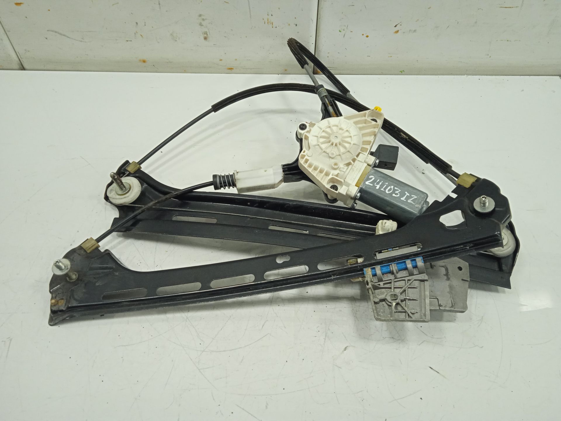 Elevalunas delantero izquierdo mercedes-benz clase e (bm 207) coupe e 350 cdi blueefficiency (207.