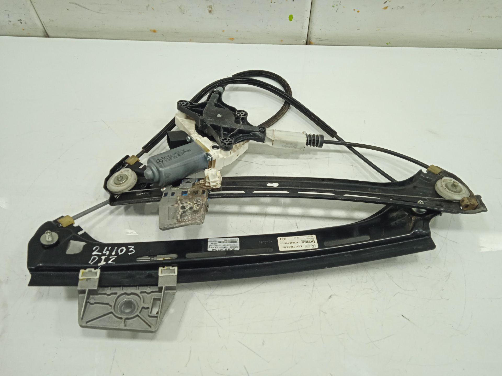 Elevalunas delantero izquierdo mercedes-benz clase e (bm 207) coupe e 350 cdi blueefficiency (207.