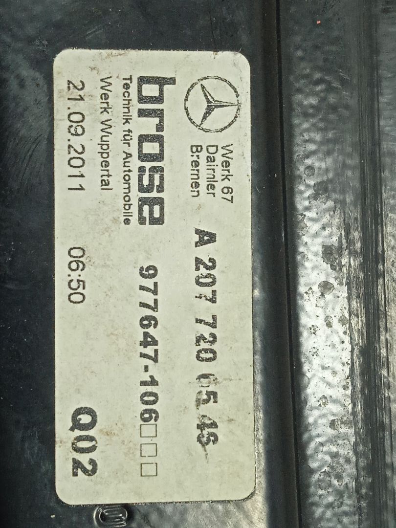 Elevalunas delantero izquierdo mercedes-benz clase e (bm 207) coupe e 350 cdi blueefficiency (207.