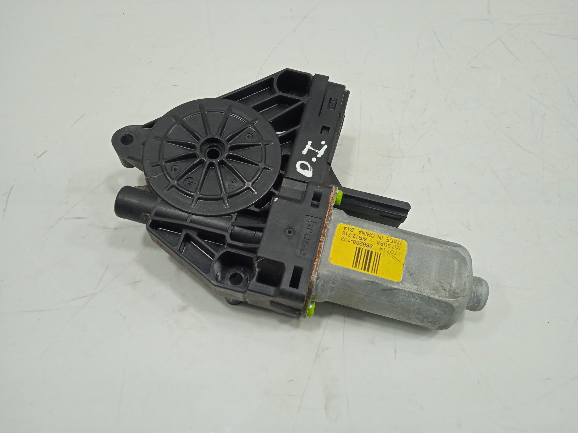 Motor elevalunas delantero izquierdo volvo v40 cross country basis