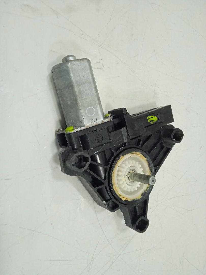 Motor elevalunas trasero izquierdo volvo v40 cross country basis