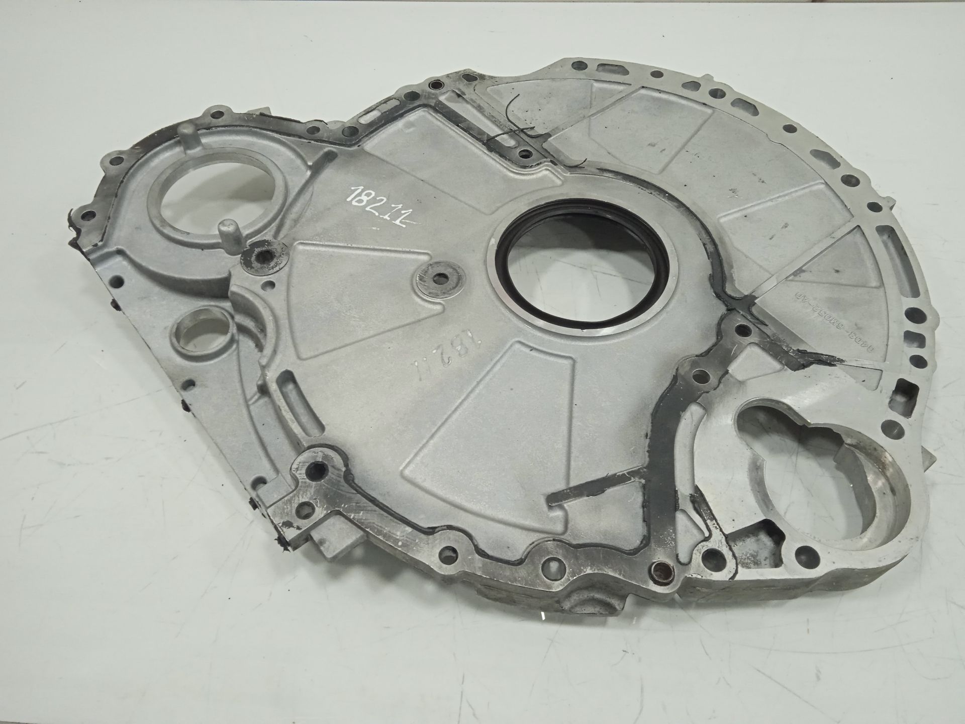 Tapa distribucion jaguar xe portfolio