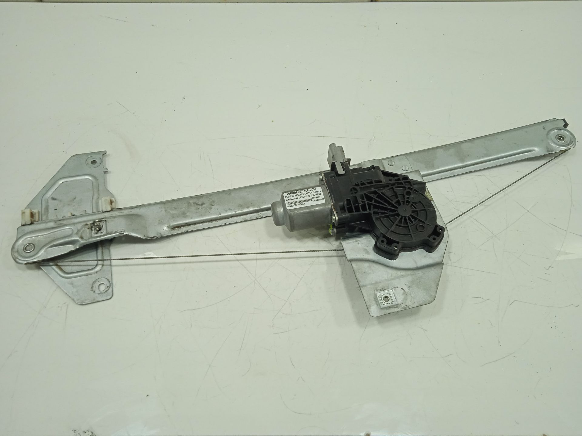 Elevalunas delantero izquierdo confort l1