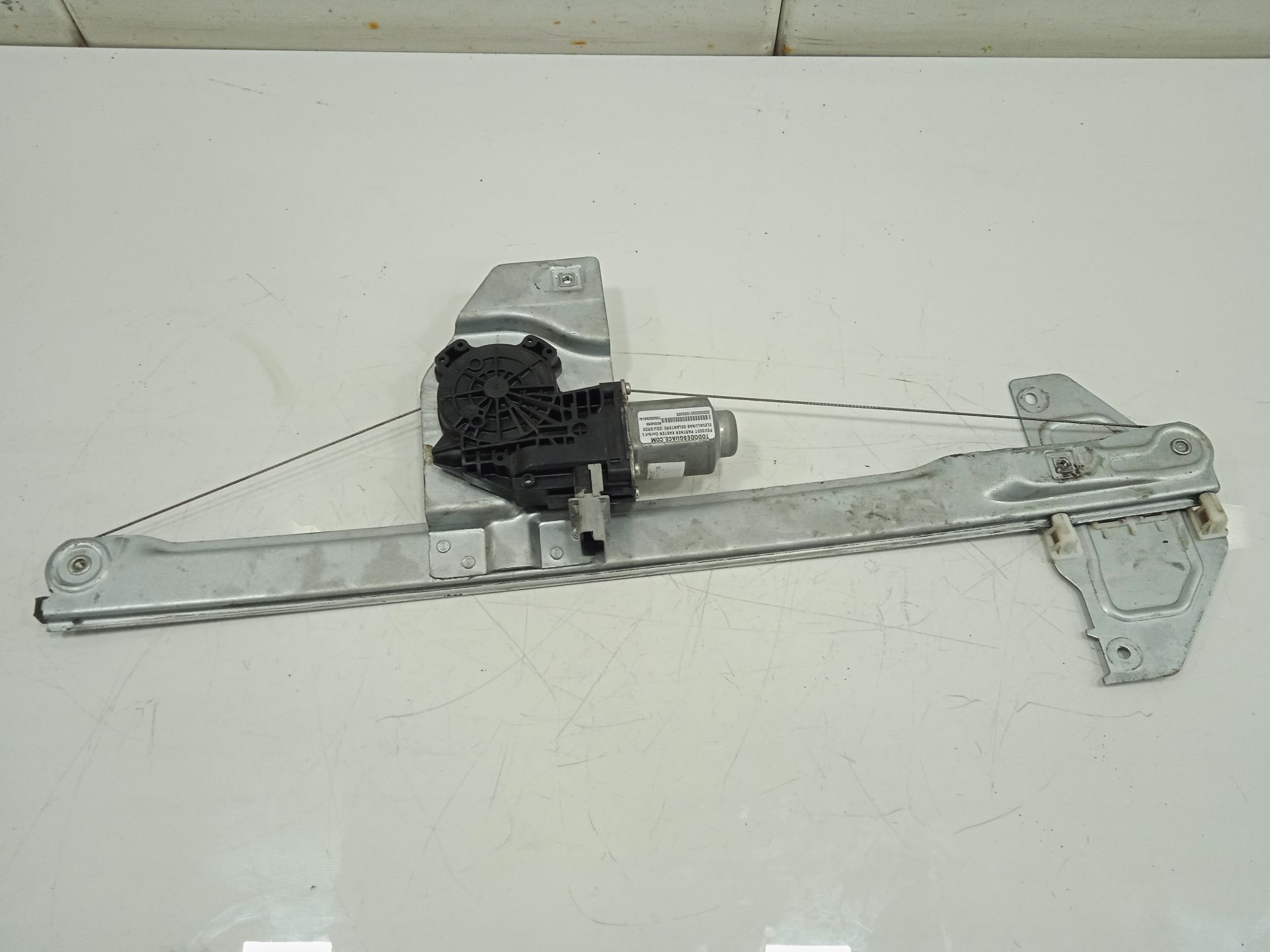 Elevalunas delantero izquierdo confort l1