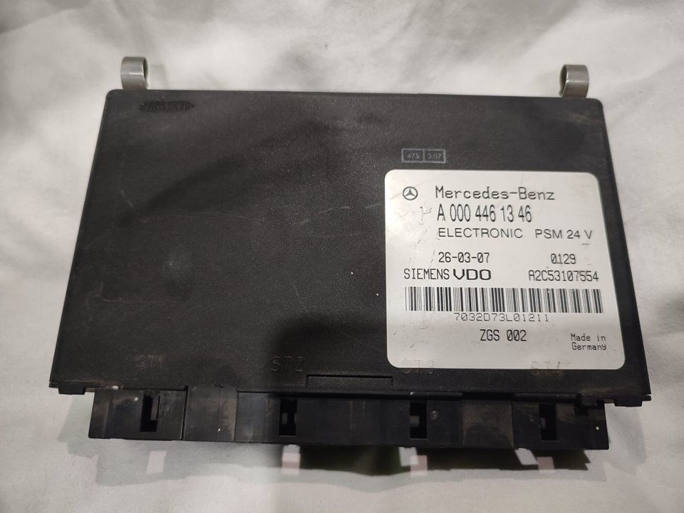 Modulo electronico mercedes-benz axor 2 cr 2-ejes 18 t bm 944 95024 (2004) 1824   4x2      om 906 la   nr