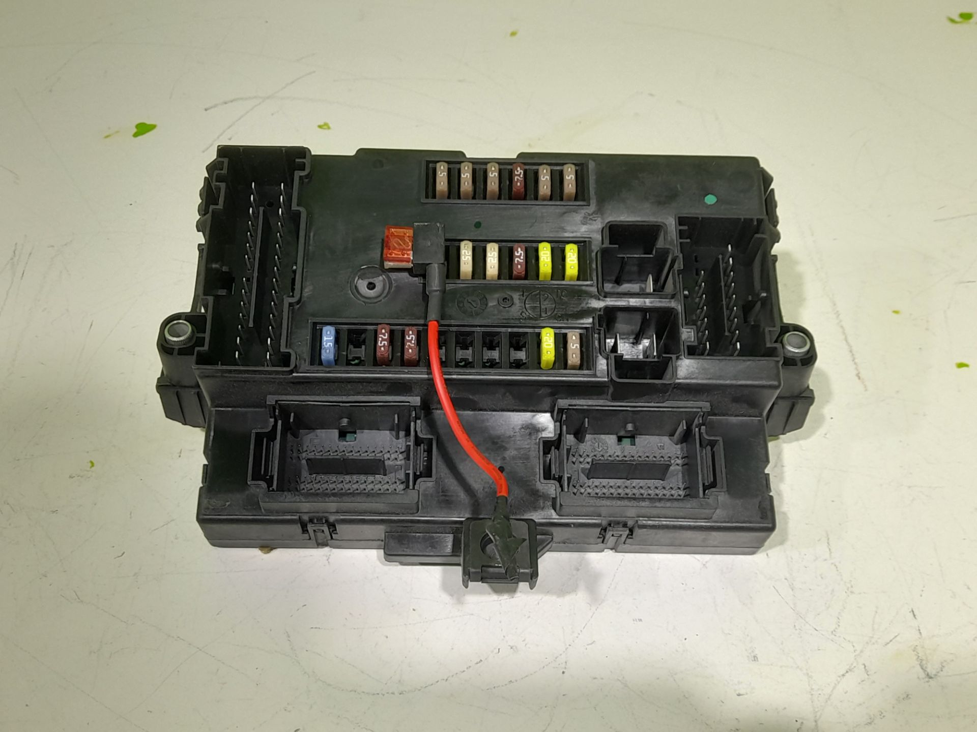 Caja reles / fusibles fg 33 s ... v batalla 3000