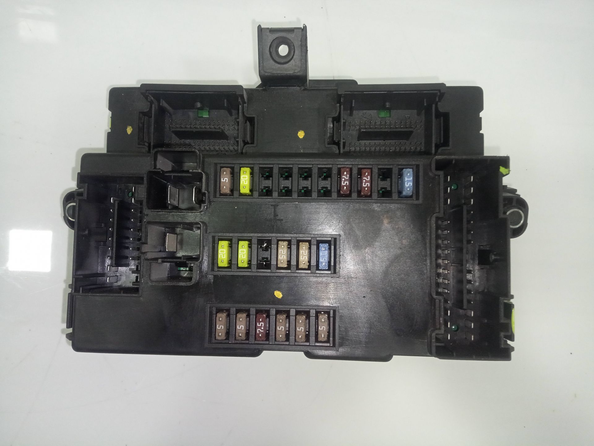 Caja reles / fusibles fg 33 s ... v batalla 3000