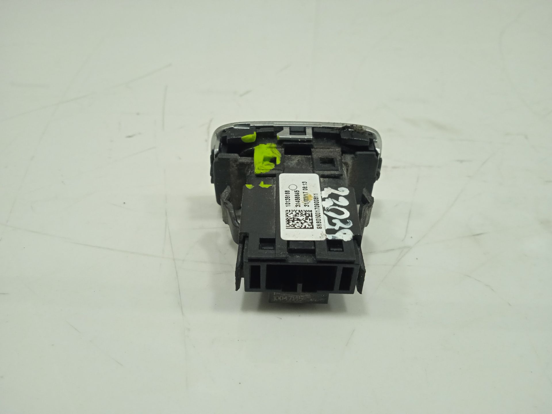 No identificado volvo v40 cross country basis