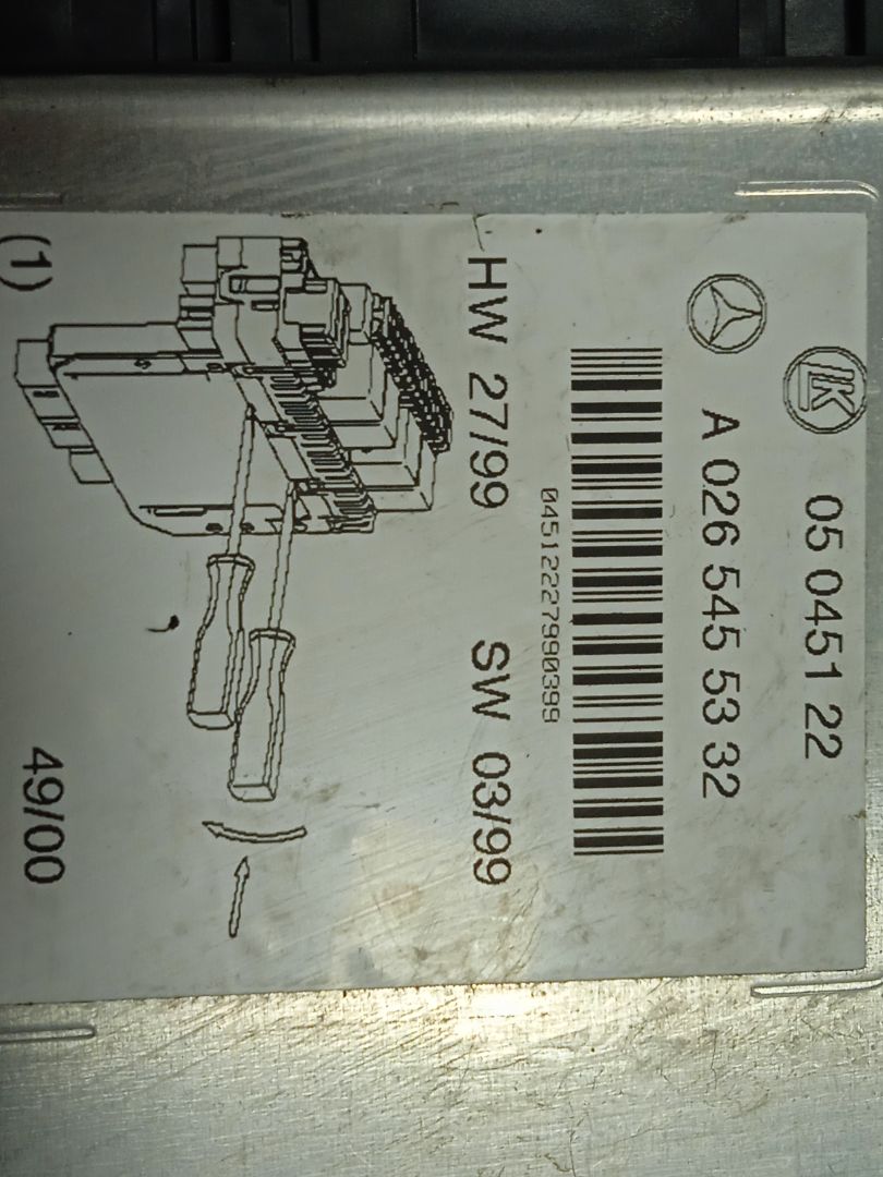 Caja reles / fusibles mercedes-benz clase s (bm 220) berlina 320 (220.065)