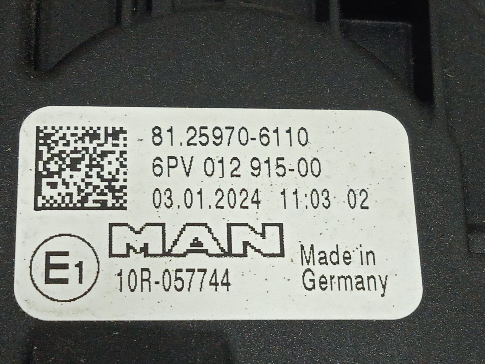 No identificado man tgx 33.xxx (2007) fg    6x4   bl xl